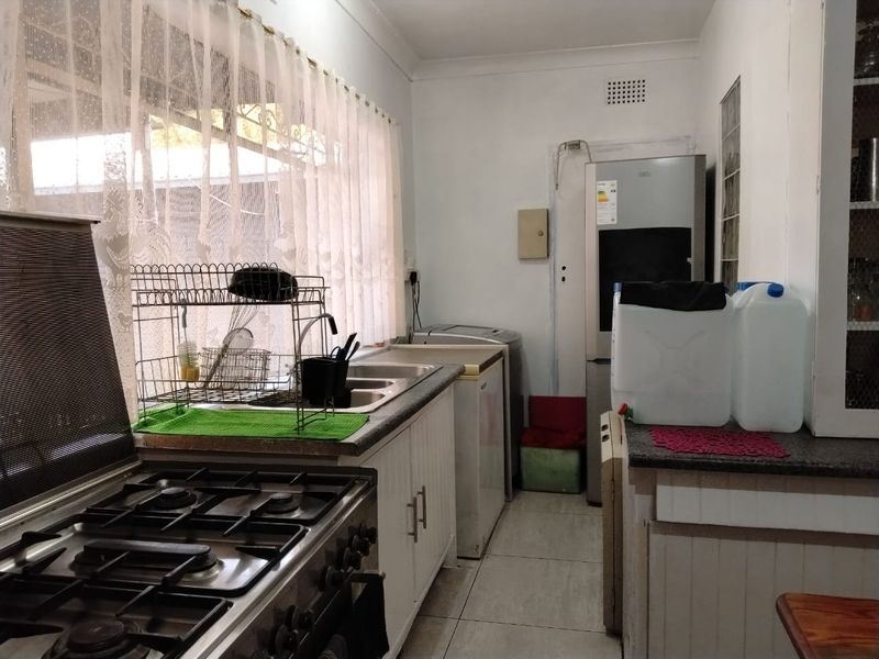 5 Bedroom House with flatlet for sale in Dalpark - Photo 6