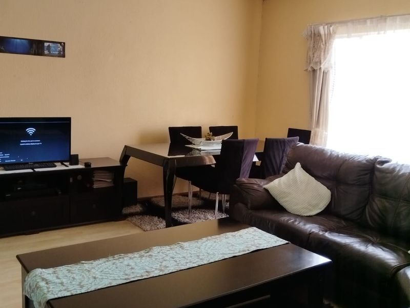 2 Bedroom Apartment for sale - Photo 8