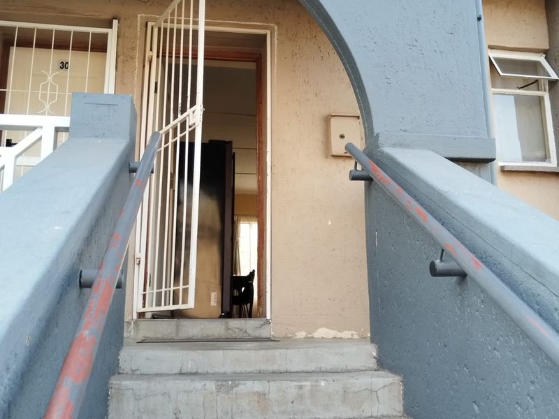 2 Bedroom Apartment for sale - Photo 7