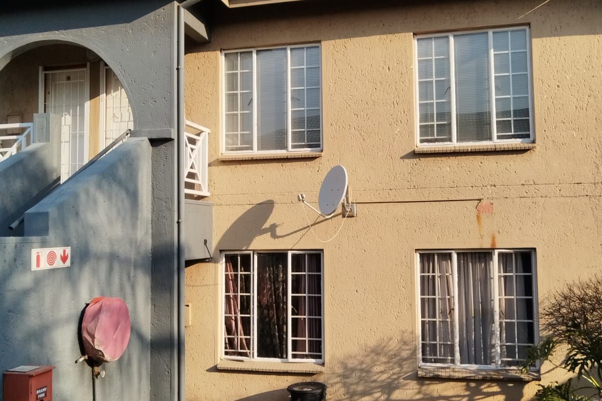 2 Bedroom Apartment for sale - Photo 3