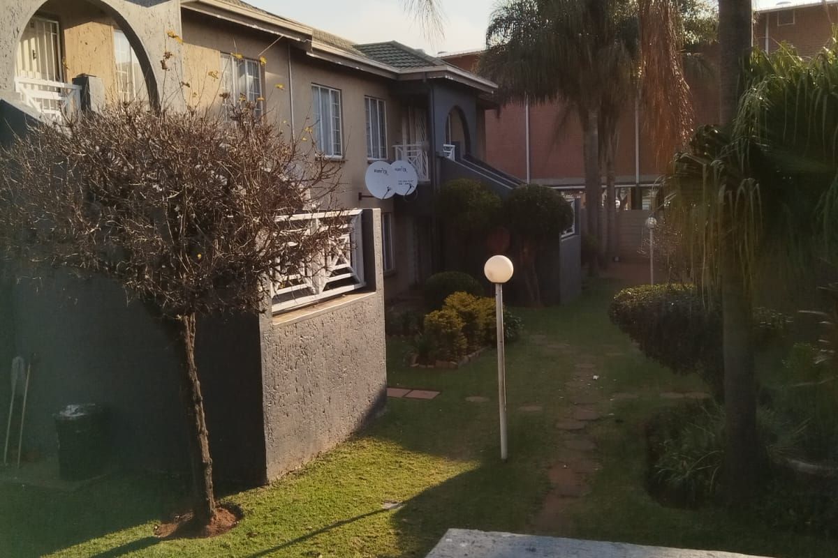 2 Bedroom Apartment for sale - Photo 4