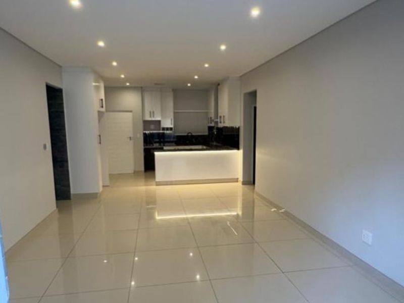 Spacious 4-bedroom Apartment for sale in Izinga - Photo 9