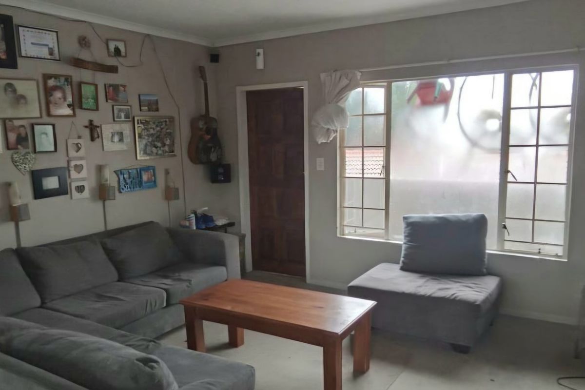 Your Ideal Starter Home Or Investment, 1st Floor Living in a Beautiful Complex - Photo 2