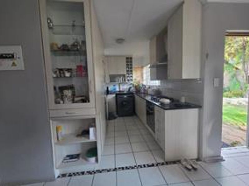 3-Bedroom, 2-Bathroom Family Home for Rent in Eden Glen, Edenvale - Photo 3
