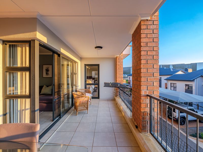 Beautiful Family home located in Ballito Hills - Photo 6
