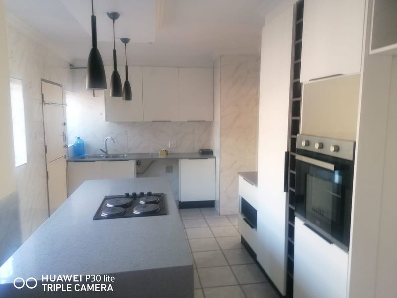 House Rental Monthly In Pretoria - Photo 9