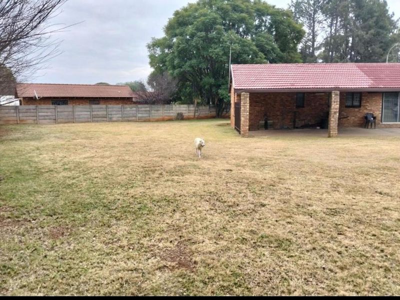 2 bedroom house for sale - Photo 1