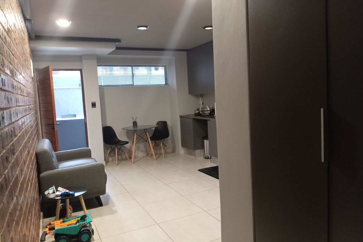 *Large 1-Bedroom Apartment for Sale | The Onyx, Umhlanga Ridge* - Photo 5