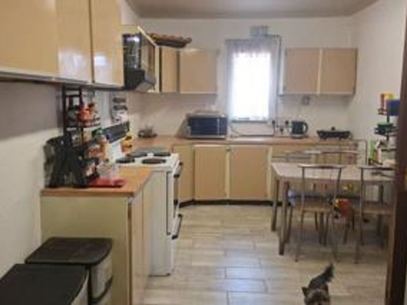 Spacious 4-Bedroom Family Home for Sale in van Dyk Park, Boksburg - Photo 4
