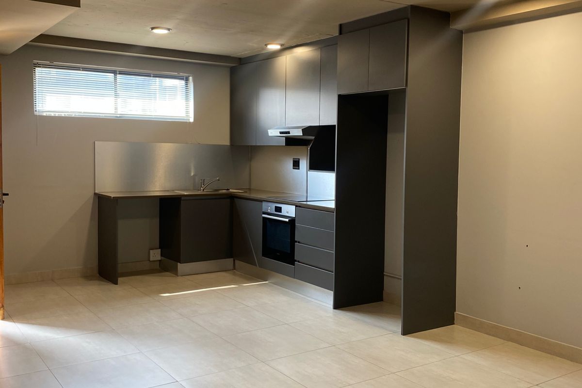 1-Bedroom Apartment to Let - Photo 5