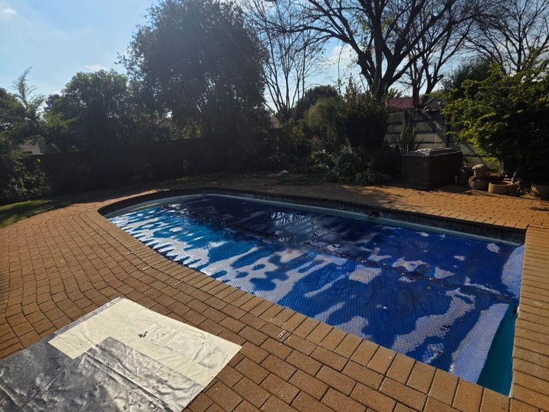 4-Bedroom Family Home with Separate Flat in Crystal Park, Benoni - Photo 1