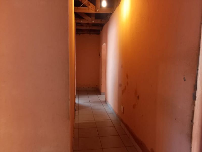 This beautiful three bedrooms property its situated in Soshanguve Block P - Photo 7