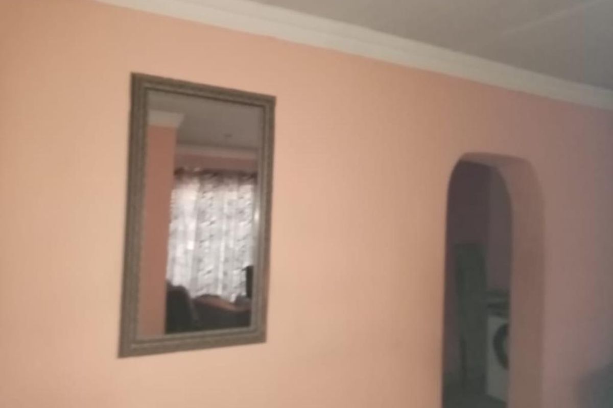 This beautiful three bedrooms property its situated in Soshanguve Block P - Photo 2