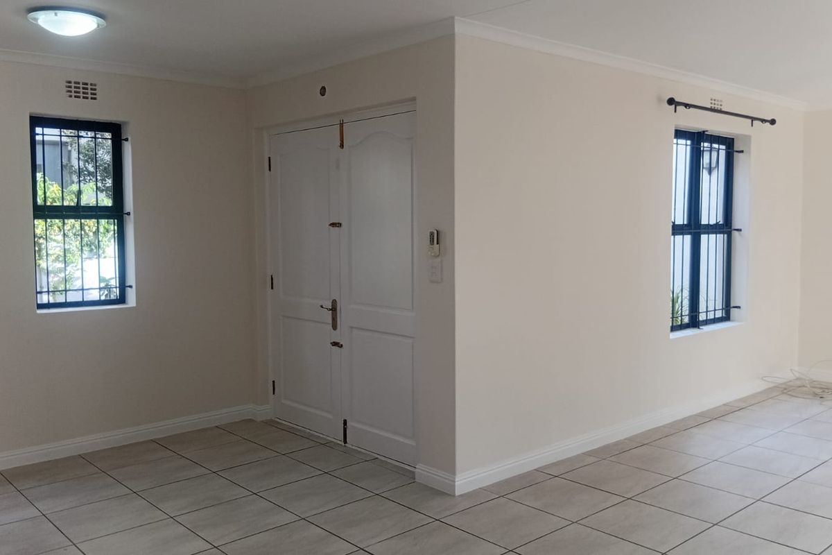 Charming Pet-Friendly Family Home to Rent in Pinehurst - Photo 5