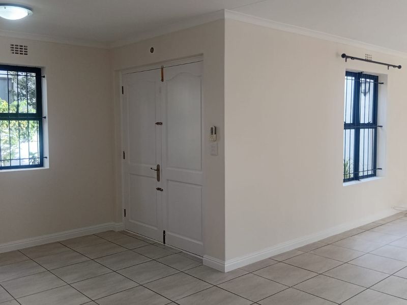 Charming Pet-Friendly Family Home to Rent in Pinehurst - Photo 5