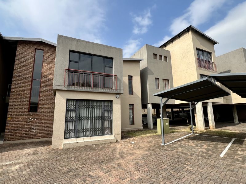 1 BEDROOM APARTMENT TO LET - Photo 1
