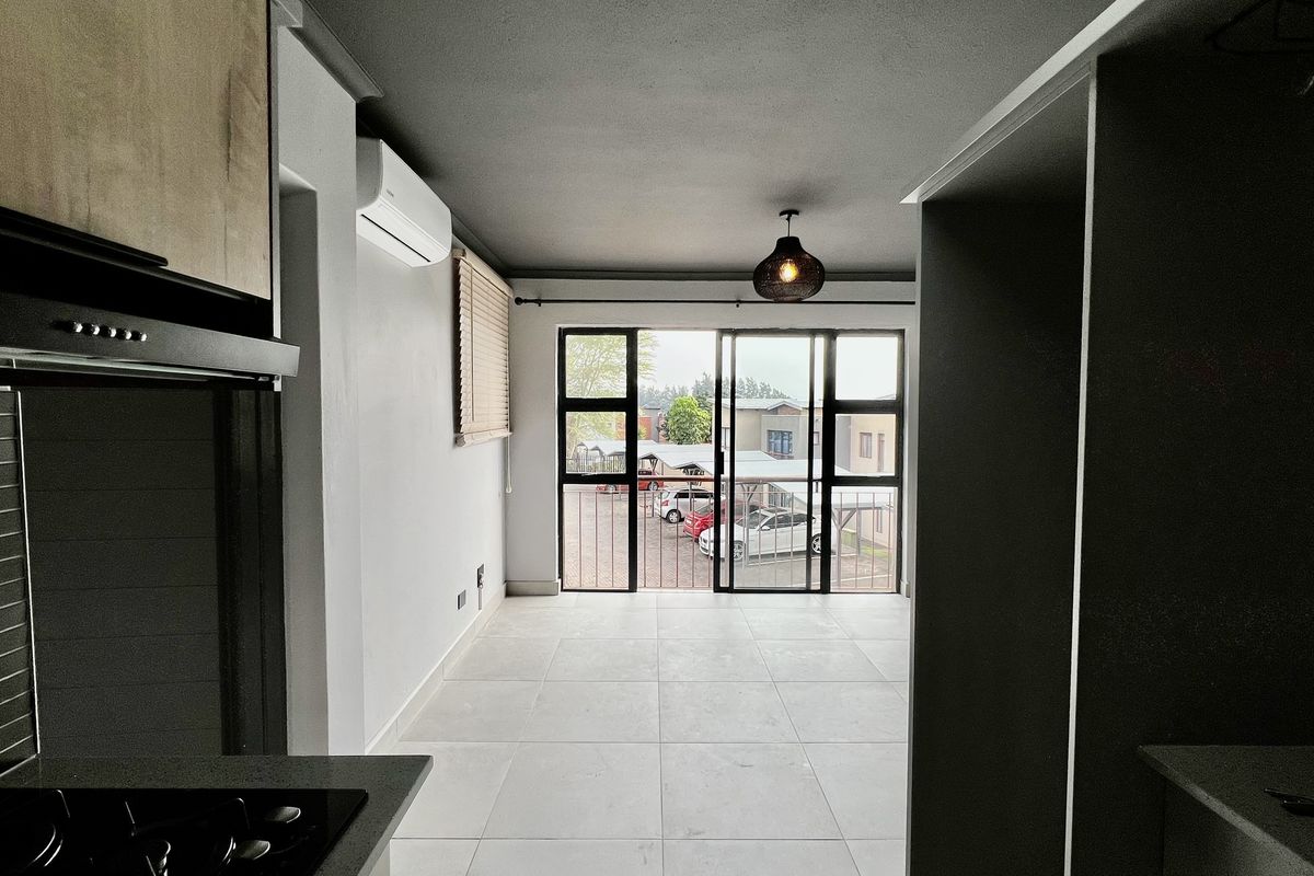 1 BEDROOM APARTMENT TO LET - Photo 5