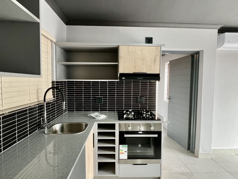 1 BEDROOM APARTMENT TO LET - Photo 2