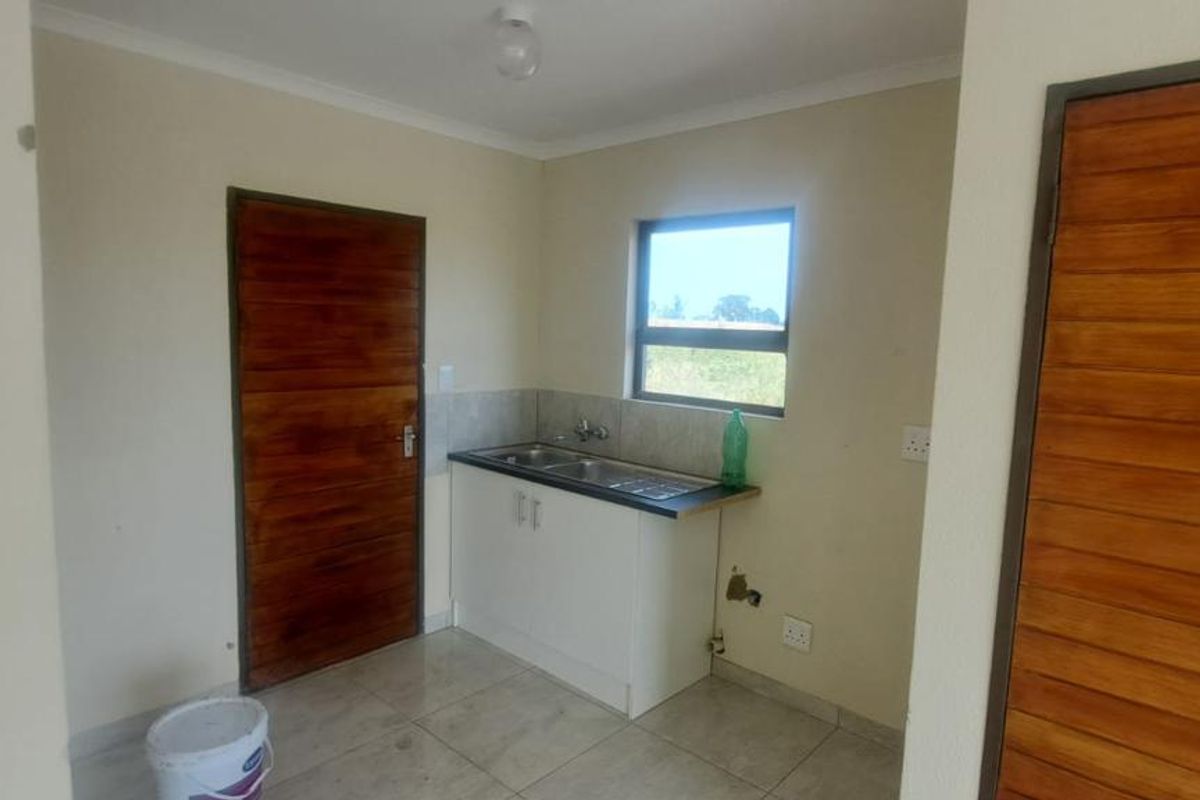 New Deveopment - Charming 2-Bedroom Home for Sale in Reiger Park - Photo 4
