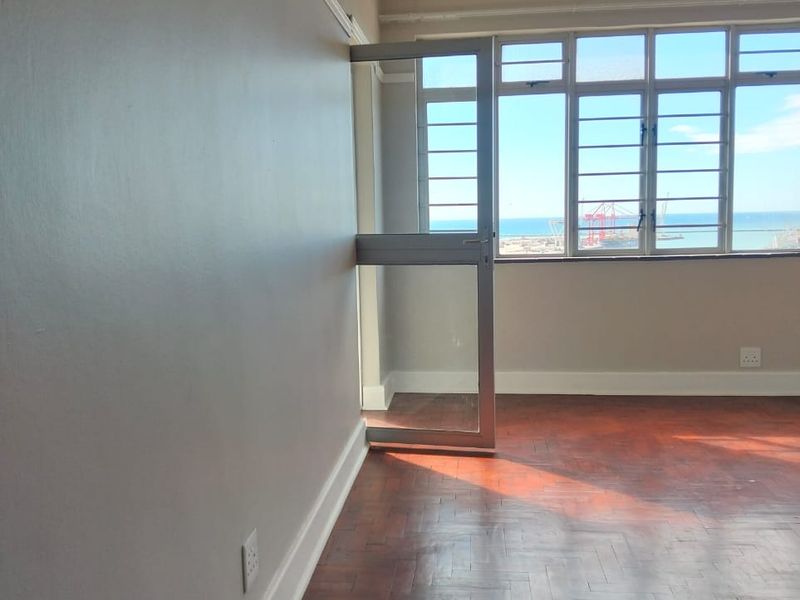NEWLY RENOVATED 2 BED 1 BATH APARTMENT FOR SALE - Photo 6