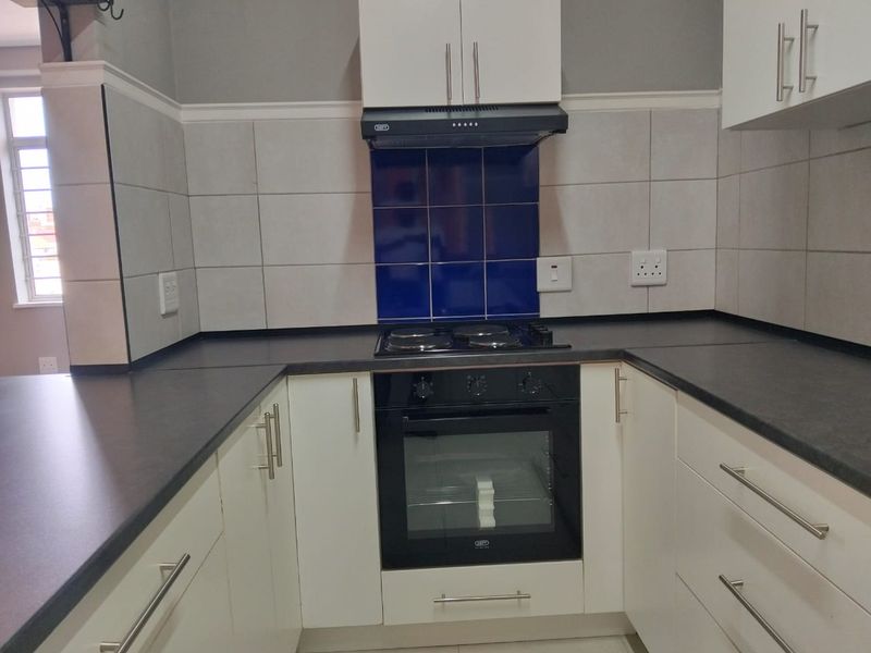 NEWLY RENOVATED 2 BED 1 BATH APARTMENT FOR SALE - Photo 1