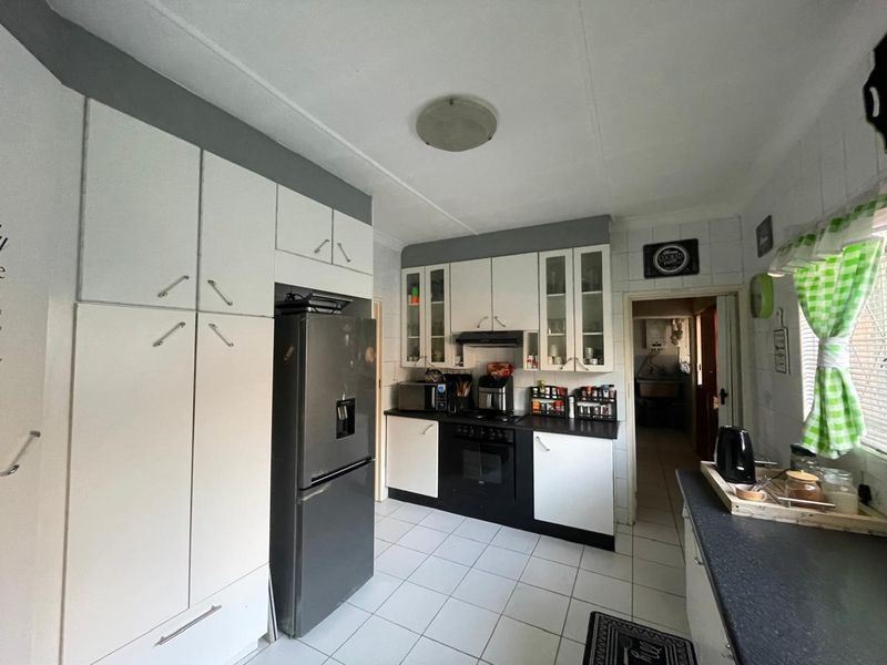 4 bedroom house for sale in Brakpan - Photo 7