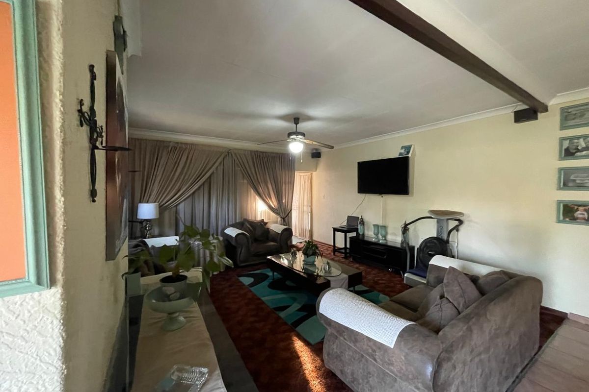 4 bedroom house for sale in Brakpan - Photo 5