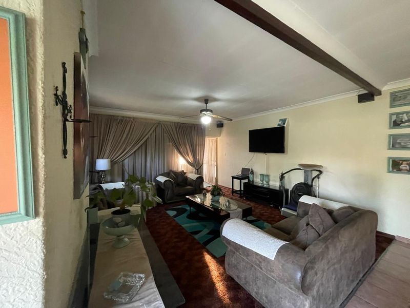 4 bedroom house for sale in Brakpan - Photo 5