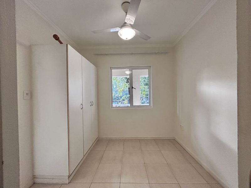 First Floor Apartment In Manor Estate - Photo 6