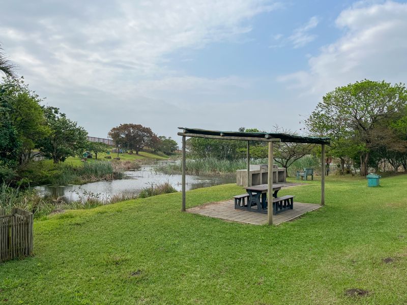 Spacious Ground Floor Apartment with Private Garden in Manor Gardens - Photo 10