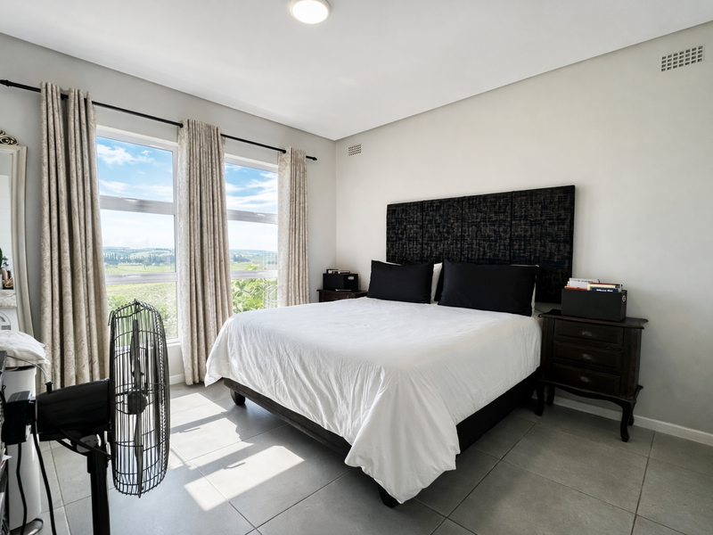 Top Floor Apartment In Manor Estate - Photo 10