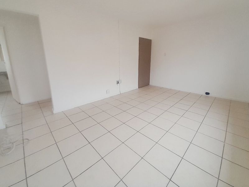 ALGOA PARK 2 BED 1 BATH APARTMENT FOR RENT - Photo 1