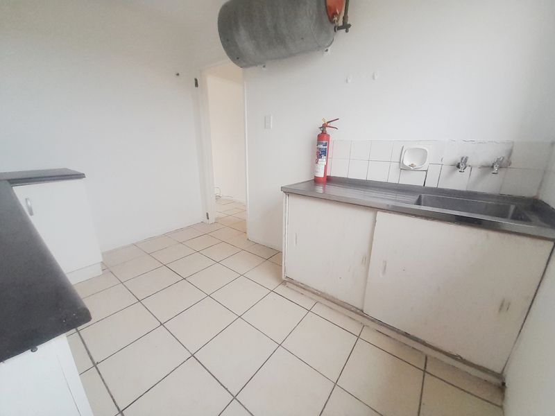 ALGOA PARK 2 BED 1 BATH APARTMENT FOR RENT - Photo 4