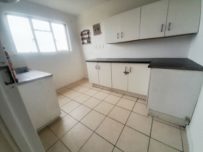 ALGOA PARK 2 BED 1 BATH APARTMENT FOR RENT - Photo 3
