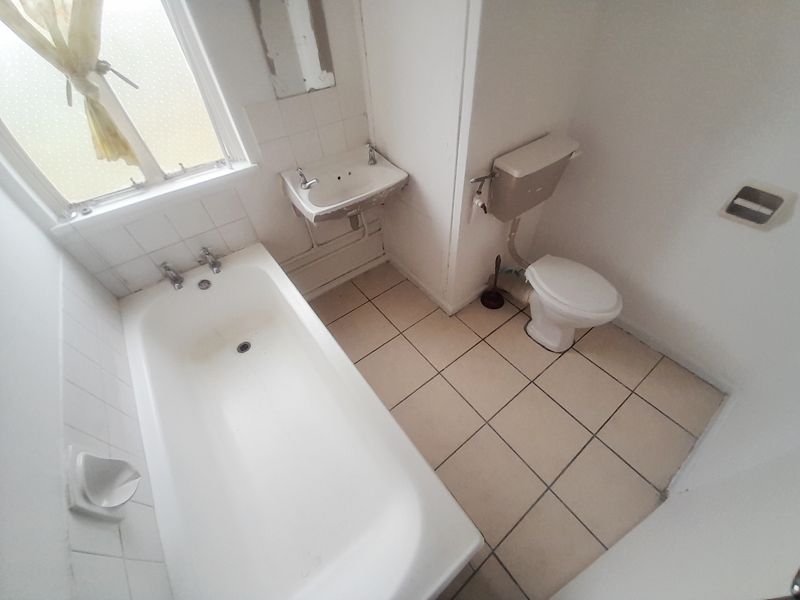 ALGOA PARK 2 BED 1 BATH APARTMENT FOR RENT - Photo 7