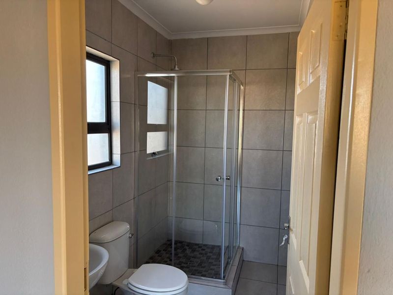 3 bedroom 2 bathroom in new develpment - Photo 1