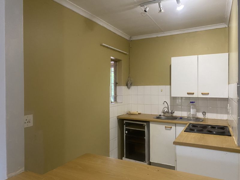 2 Bedroom Apartment - Photo 9