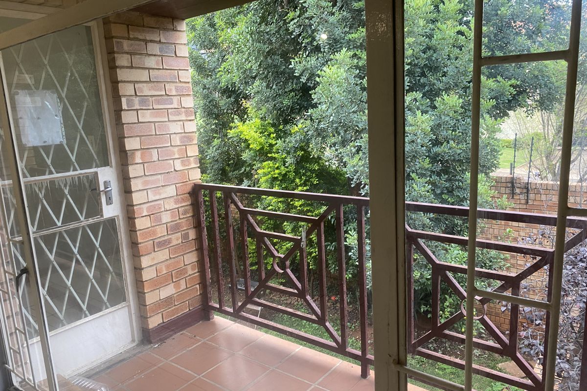 2 Bedroom Apartment - Photo 5