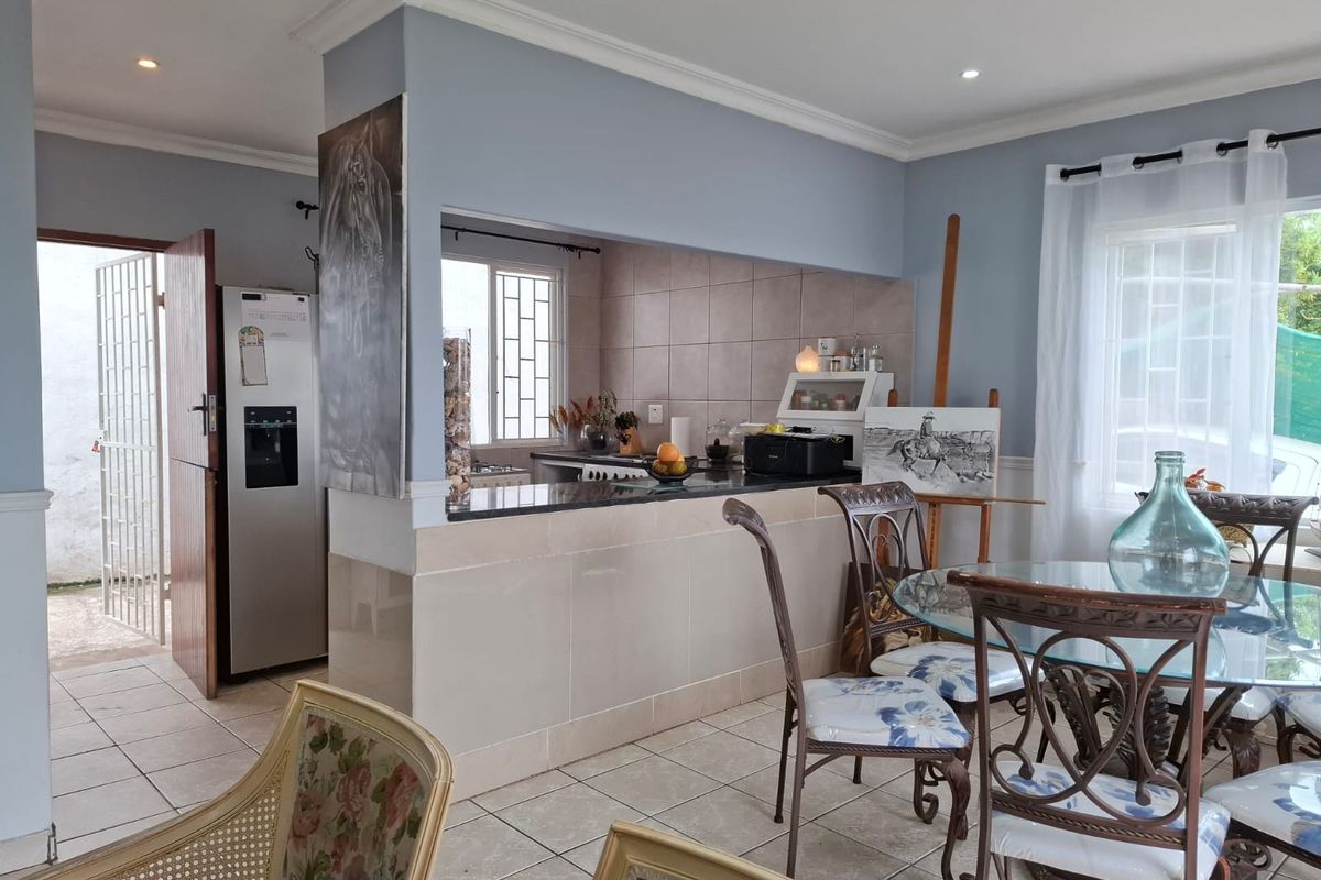 Rustic 3-Bedroom Family Home with Ocean Views and a Spacious Pet-Friendly Garden – Westbrook - Photo 5
