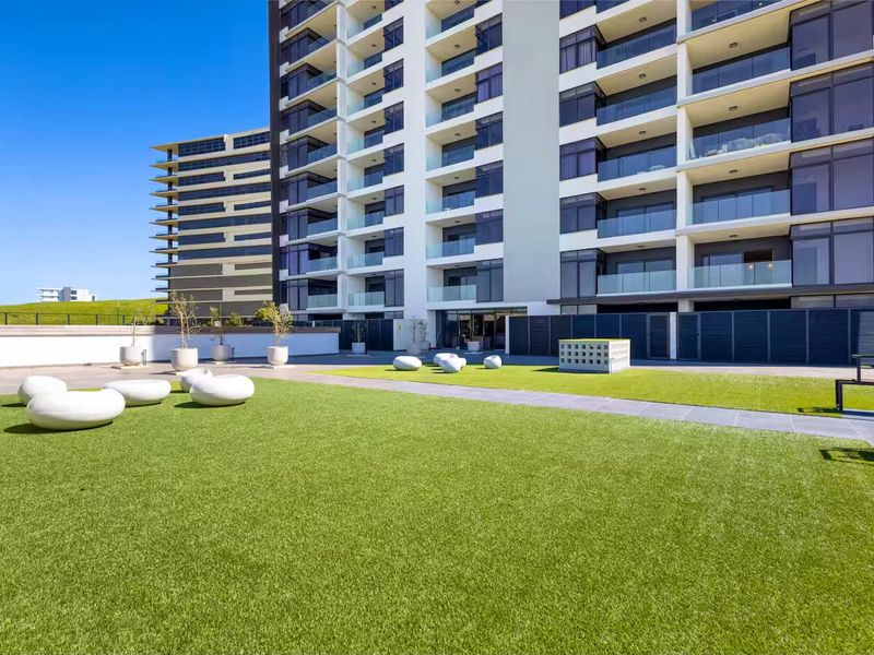 Modern Studio Apartment to Rent – Ridgeside Residence, Umhlanga - Photo 3