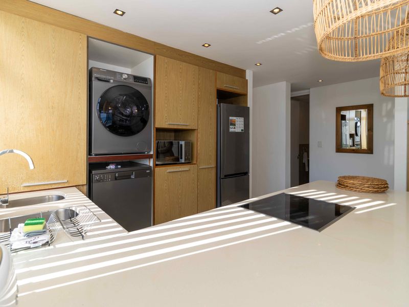 Modern 3-Bedroom Apartment with Ocean Views | Eden on the Bay - Photo 4