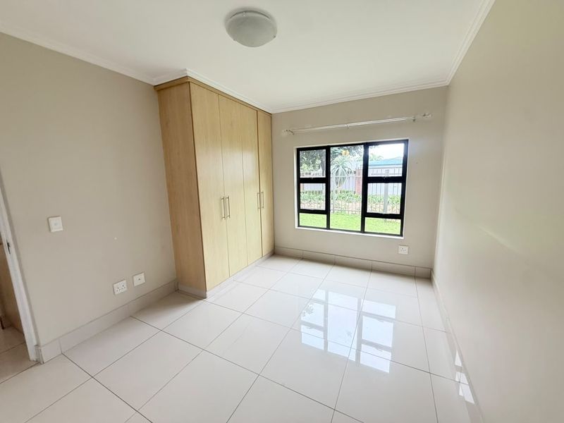 Modern 3 bedroom apartment in Umhlanga Ridge - Photo 10