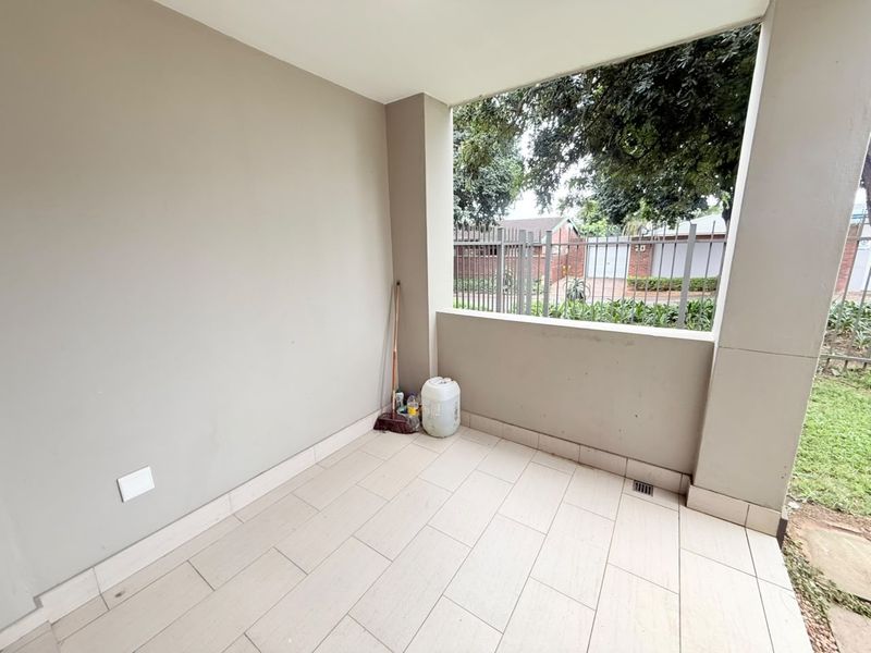 Modern 3 bedroom apartment in Umhlanga Ridge - Photo 7