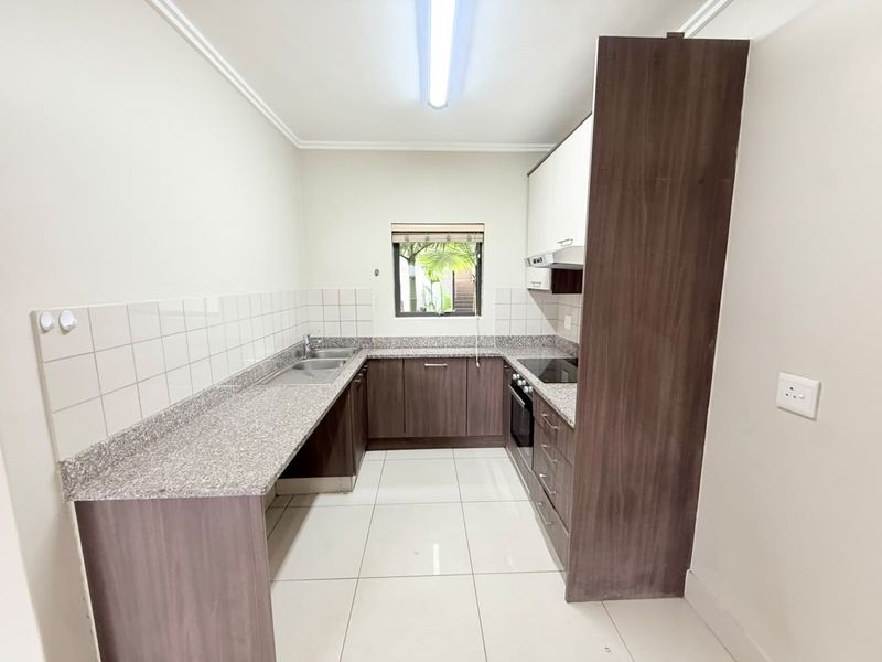 Modern 3 bedroom apartment in Umhlanga Ridge - Photo 5