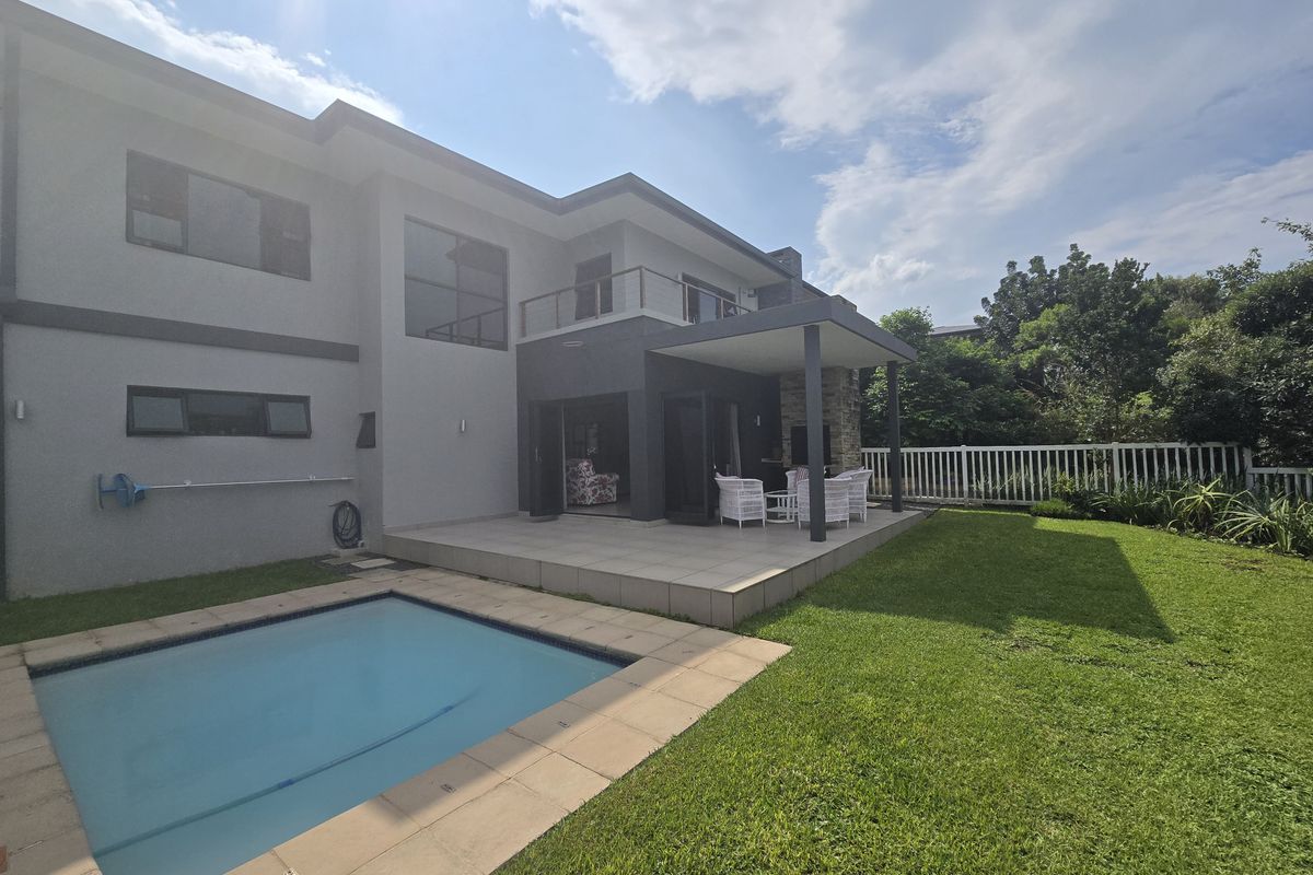 Prime Family Home – Modern Coastal Living - Photo 2