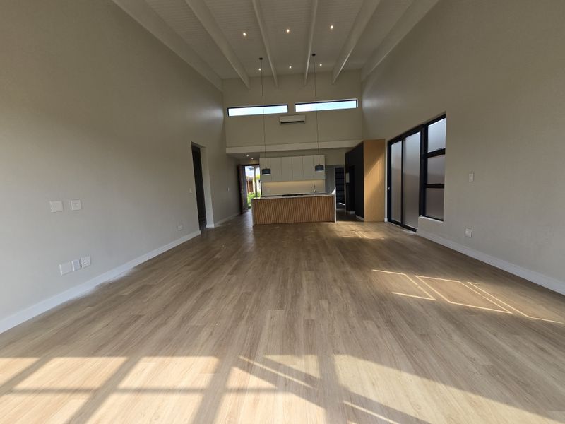 Spacious 2-Bedroom Simplex in Prime Coastal Santoza Village - Photo 8