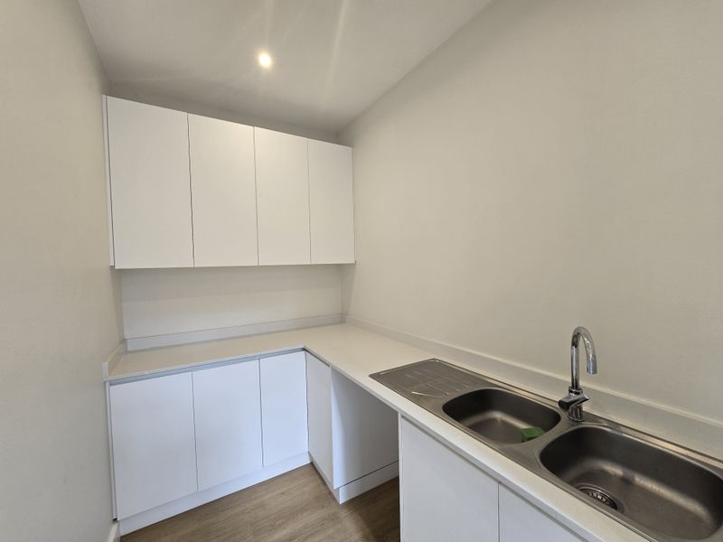 Spacious 2-Bedroom Simplex in Prime Coastal Santoza Village - Photo 4