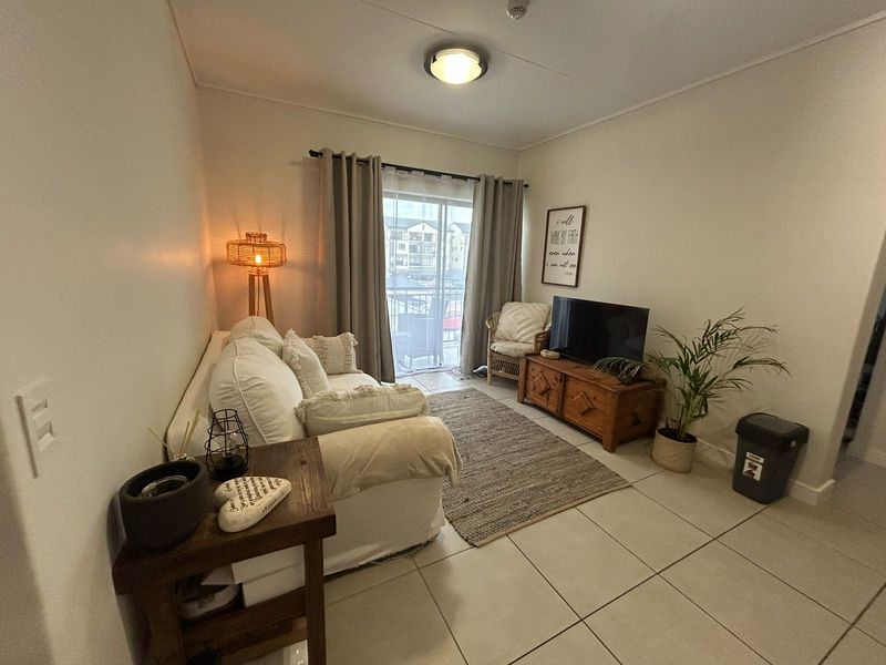 1 bedroom apartment for rent in Fynbos - Photo 8