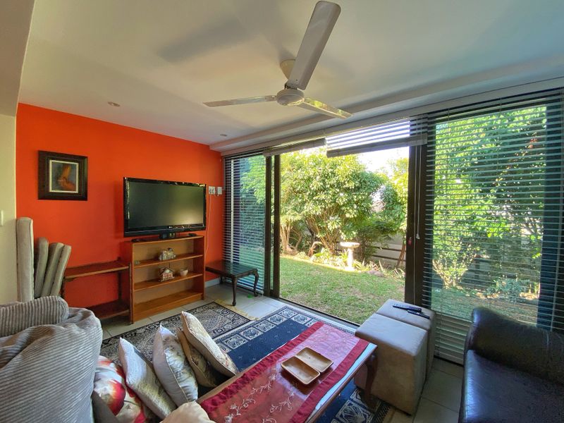 Elegant Fully Furnished Townhouse in Prestigious Brettenwood Estate - Photo 5