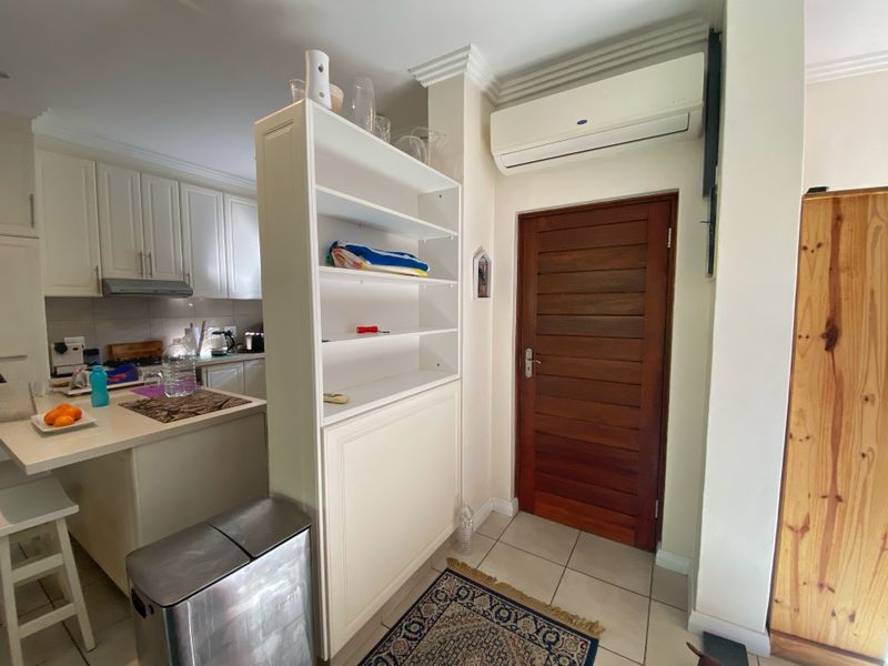 Elegant Fully Furnished Townhouse in Prestigious Brettenwood Estate - Photo 7